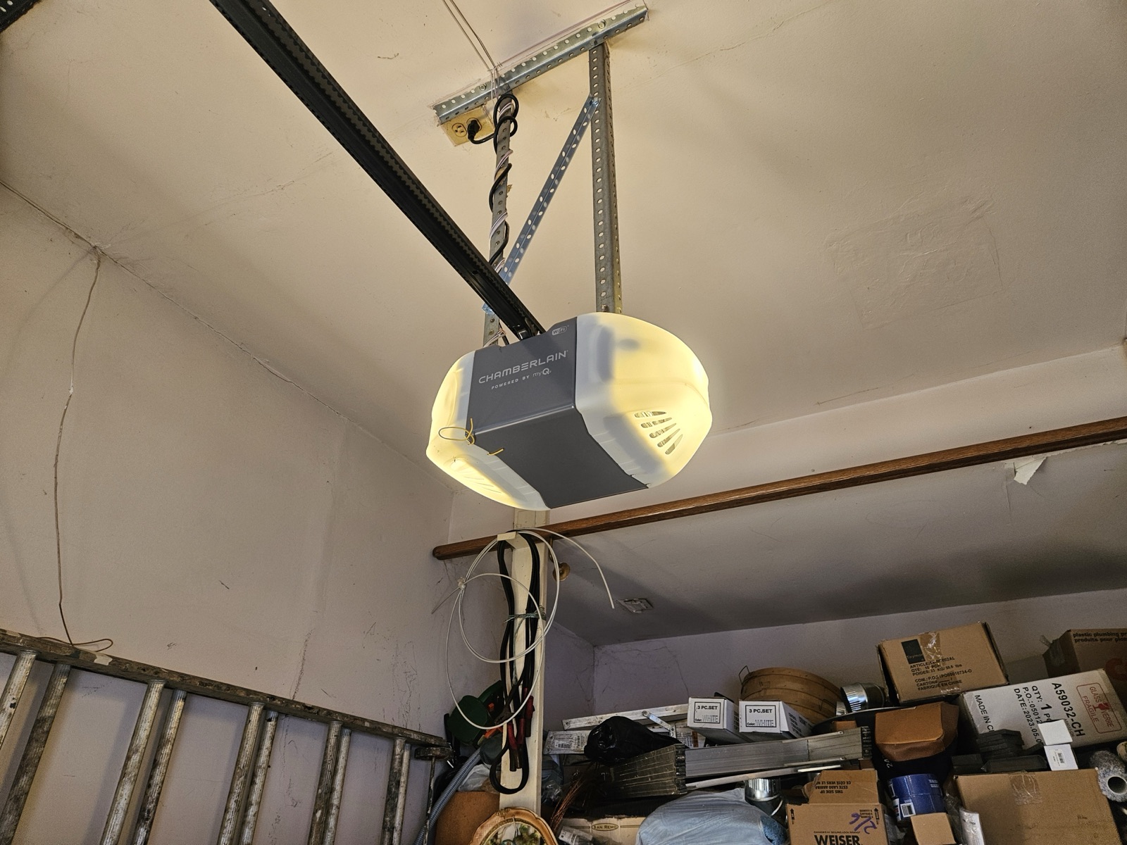 Garage door machine installation project preview