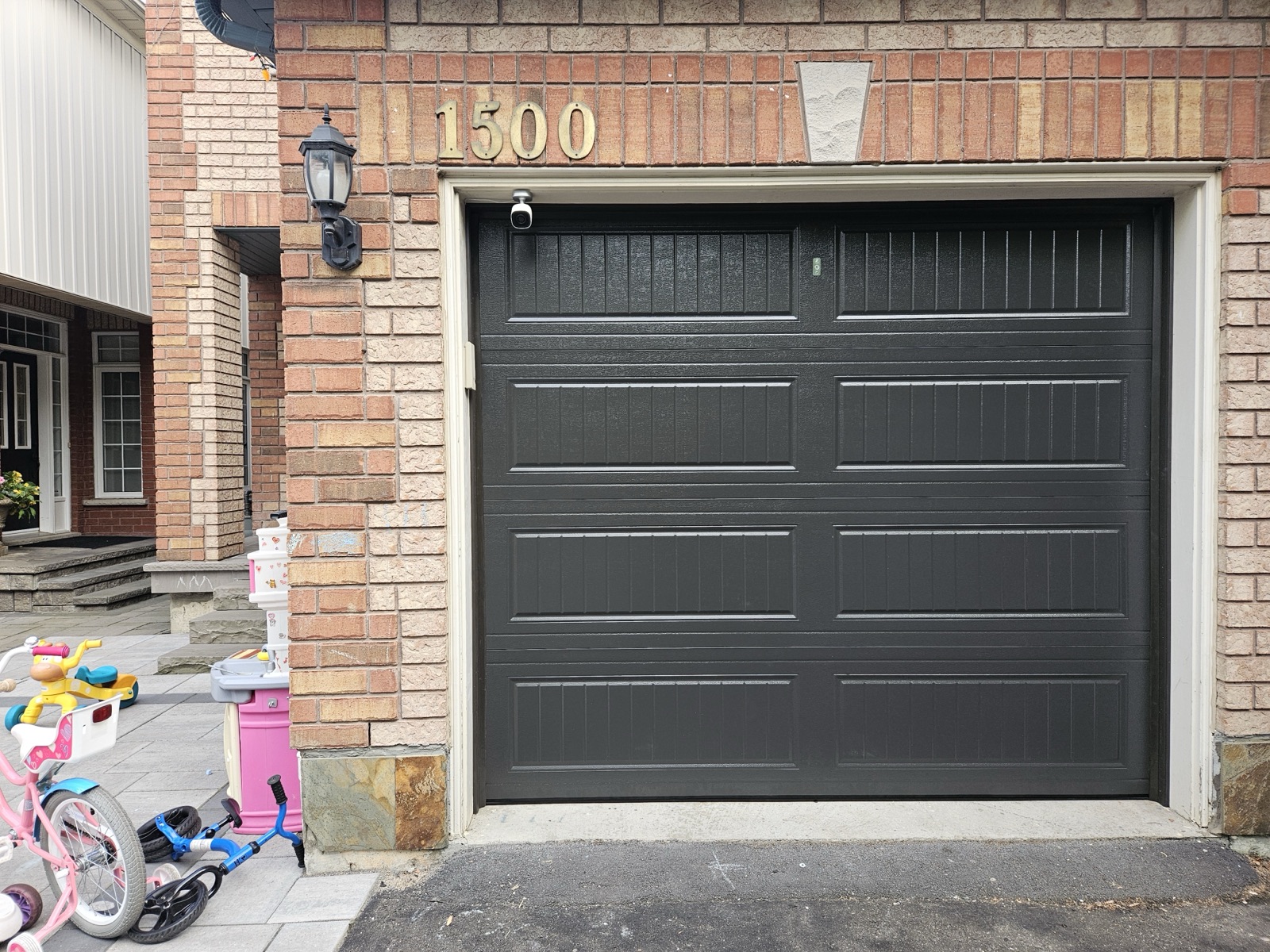 Single door garage door project 15