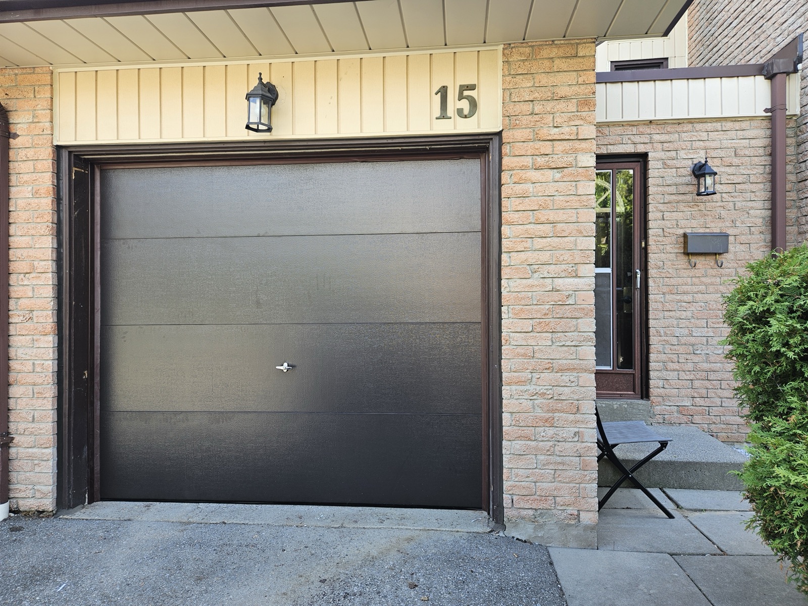 Single door garage door project 21