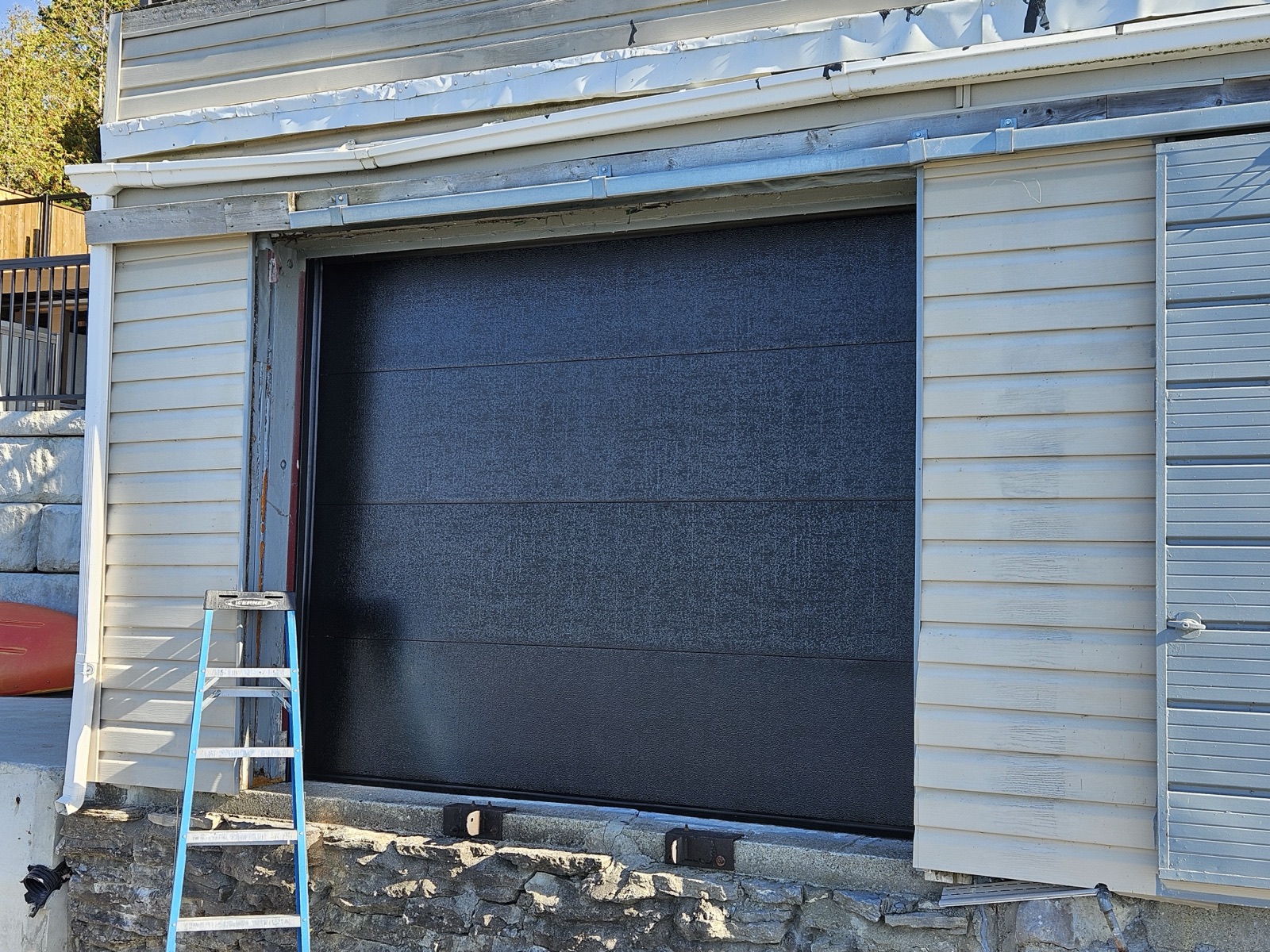 Single door garage door project 32