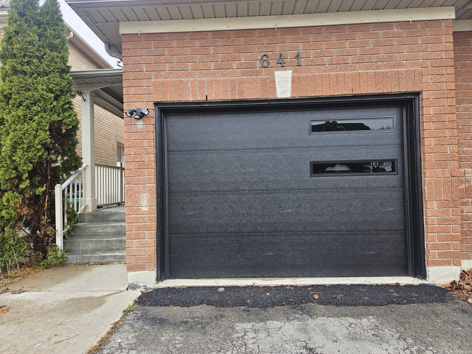 Single door garage door project 70