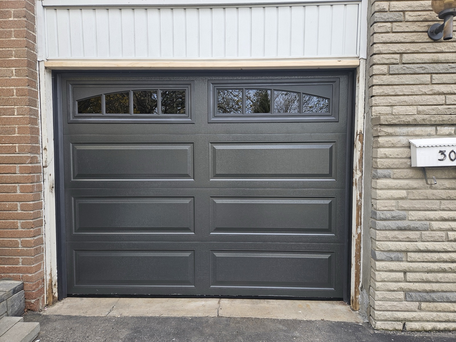 Single door garage door project 75